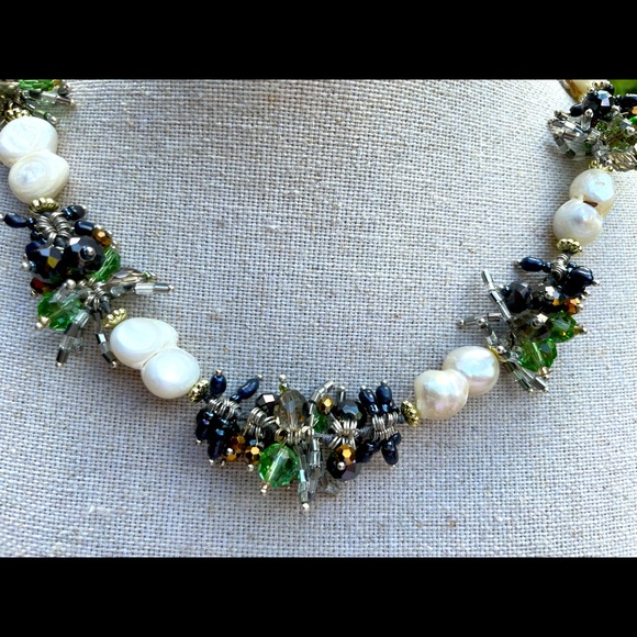 Beaded and Double Pearls Necklace, 18-19” adj. - Picture 3 of 10